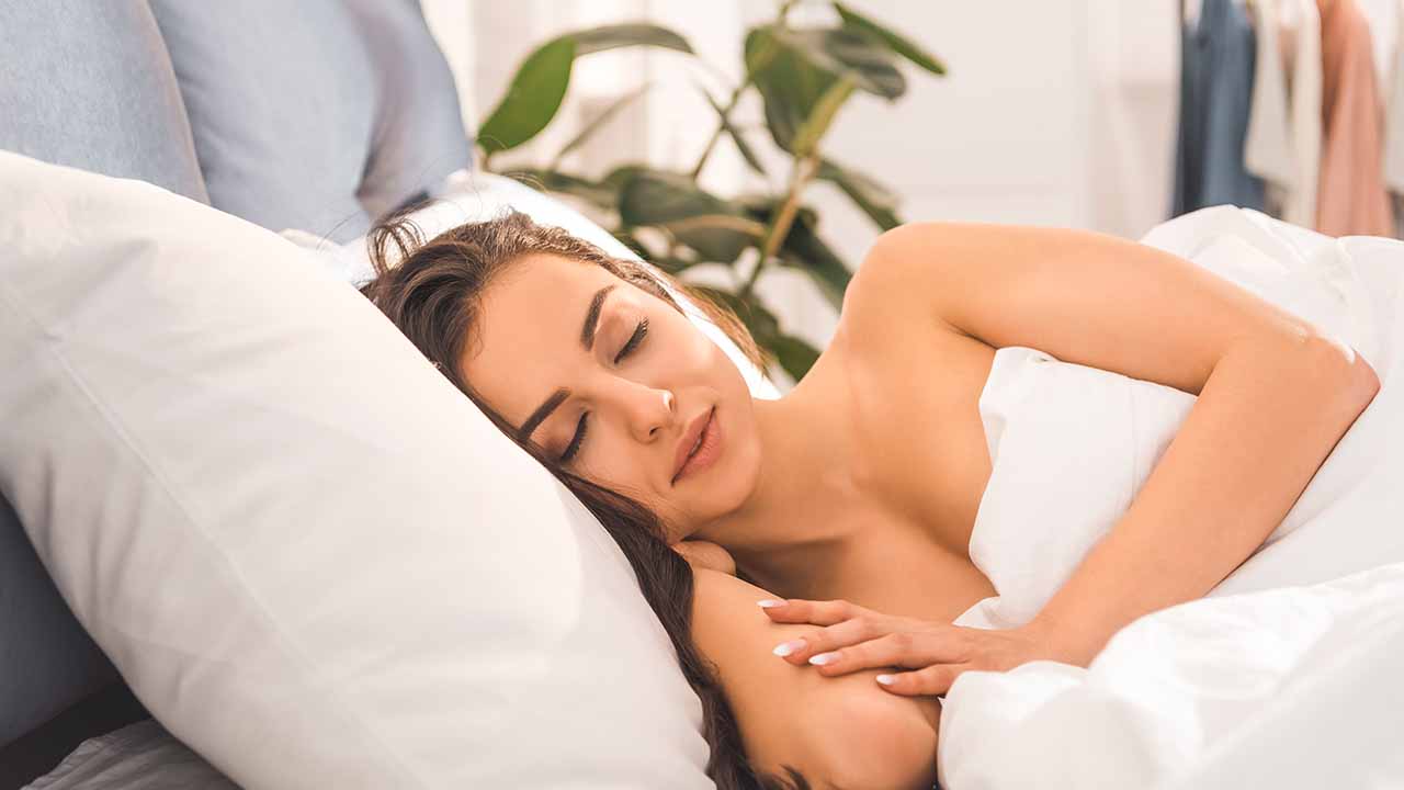 4 Beauty Benefits of Getting Enough Sleep
